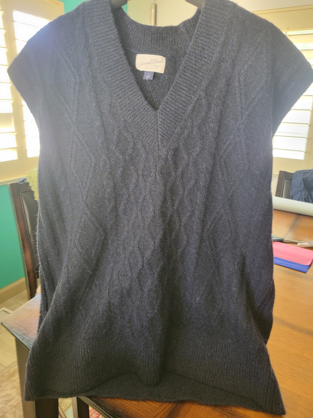 Universal Thread Womens Navy Cable V-Neck Sweater Vest